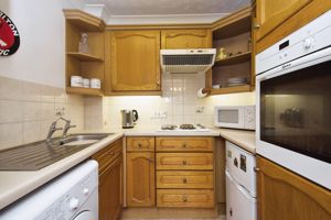 Kitchen- click for photo gallery